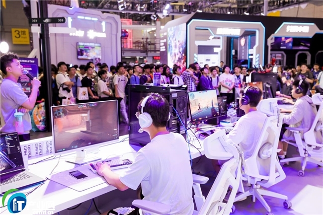 BW2025ʢ���_Ļ��ROG늸�(j��ng)�@ʾ��ȫ�T���ϣ����ܱ��F(xi��n)�@�Gȫ��(ch��ng)��