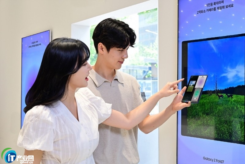 ����Galaxy Z Fold7�� Galaxy Z Flip7 �Լ�Galaxy Watch8ϵ��ȫ����ʽ�_��