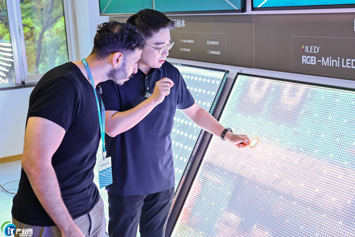 �Ї�(gu��)�ڿƼ���Ȧ�����Ж|ǧ�f(w��n)�۲������c(di��n)���ţ���ԴRGB-Mini LED �_(k��i)�� �ܴa