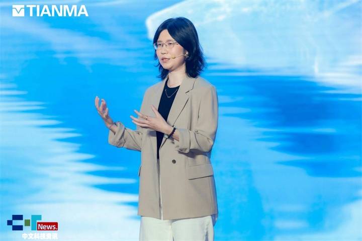 �칤�� ��Ǭ�� | ���R�l(f��)���߶�OLED���g(sh��)Ʒ�ƣ��_��ҕ�X�w��¼o(j��)Ԫ 