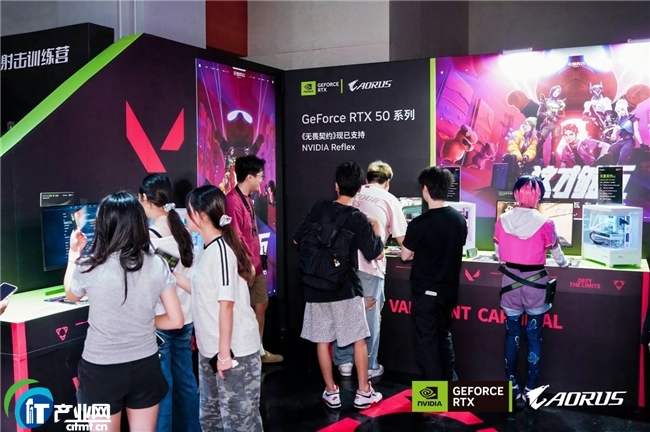 ����R������AORUS DAYɽ��֮�s��RTX 50���Ρ��٠I���늸�������