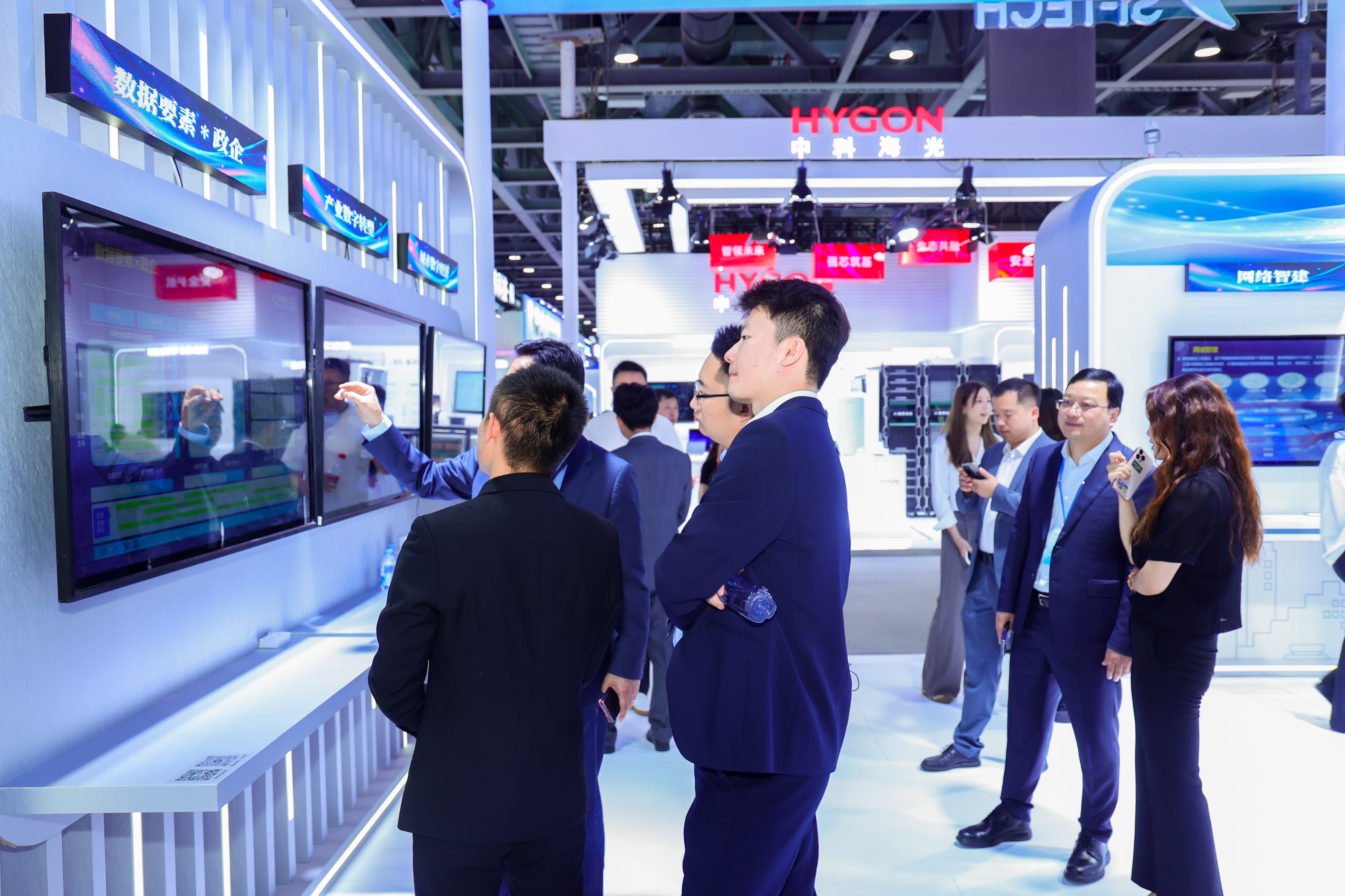 ˼��������2025�Ї��Ƅ�ȫ���������������Ǆ������I�\�I�̷����D��