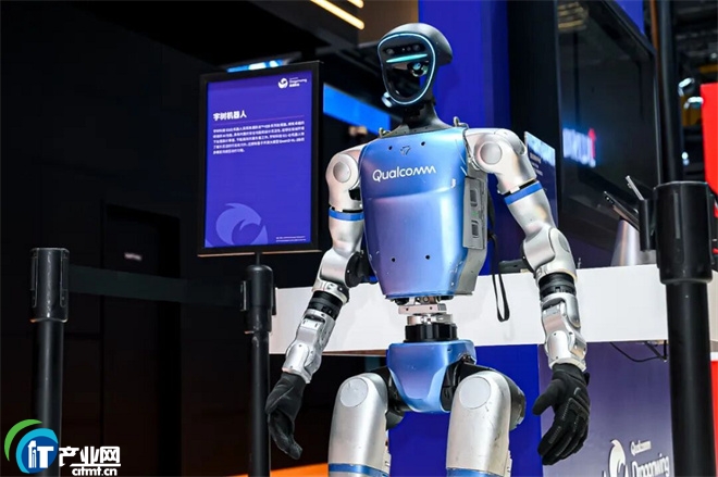 ���֙C��AI���R�������w����ͨ�c�Ї�������M����չʾ����δ��D��