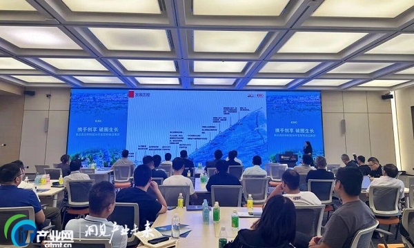 ��ͫ�˗U��I�У����M�|�����z&�Ԍ������ԒAI������·��