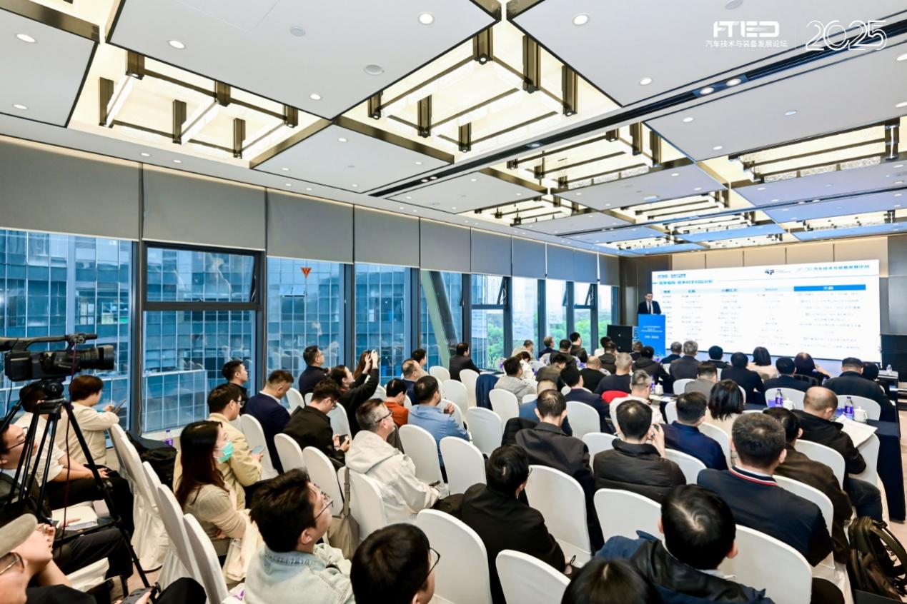 �߻��¼��g������أ���Tech-X����܇δ���ڿƼ�ǰ��Փ�����³ɹ��l��