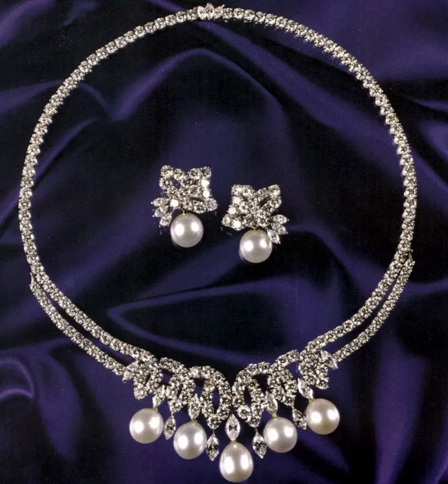 ��Ȼ�@ʯ�����p�˟��������������I�Ј����L��