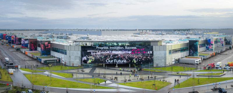 2025 �����a 14.9 �f�v Model Y����˹�����ֹ��Sؓ؟�˹��_���g���������ز���