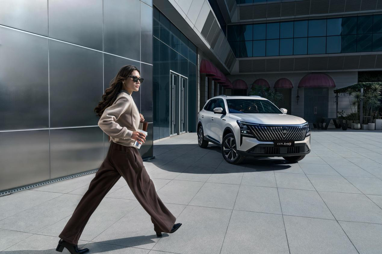 �ͺĽ�һ�룬���伴�M�䡪���L���{�L�������p܇����܇չȫ���װl